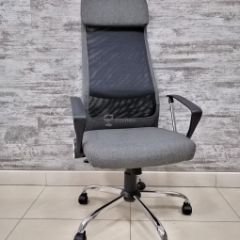 Кресло Barneo K-116 для персонала (серая ткань, черная сетка) в Лабытнанги - labytnangi.mebel24.online | фото