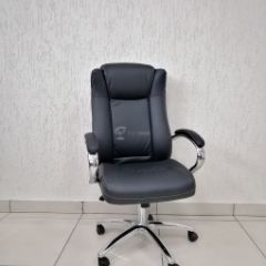 Кресло Barneo K-45 для руководителя (черная экокожа) в Лабытнанги - labytnangi.mebel24.online | фото