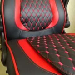Кресло геймерское Barneo K-37 (черная экокожа красные вставки) в Лабытнанги - labytnangi.mebel24.online | фото